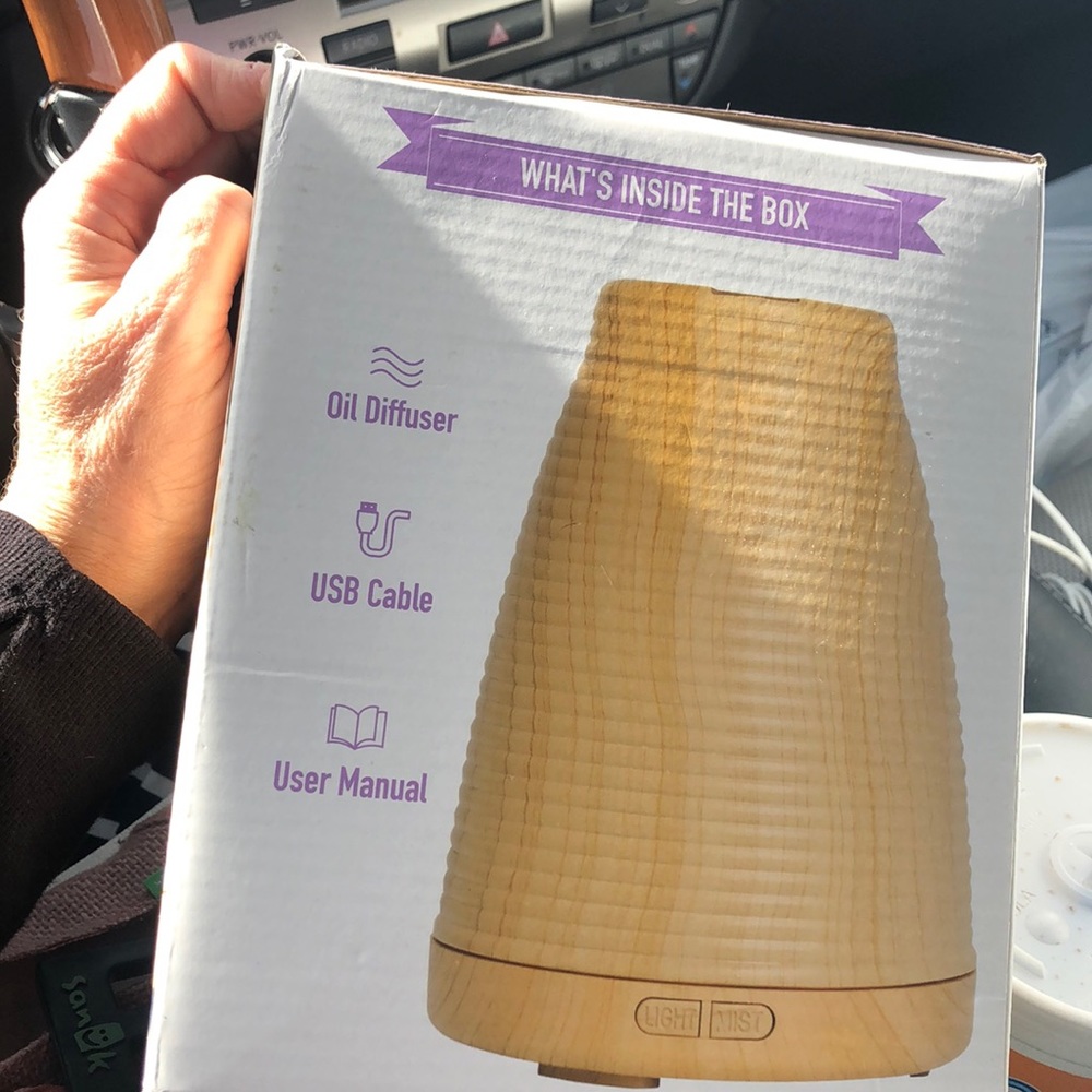 Bluzen Aromatherapy Oil Diffuser Faux Wood New